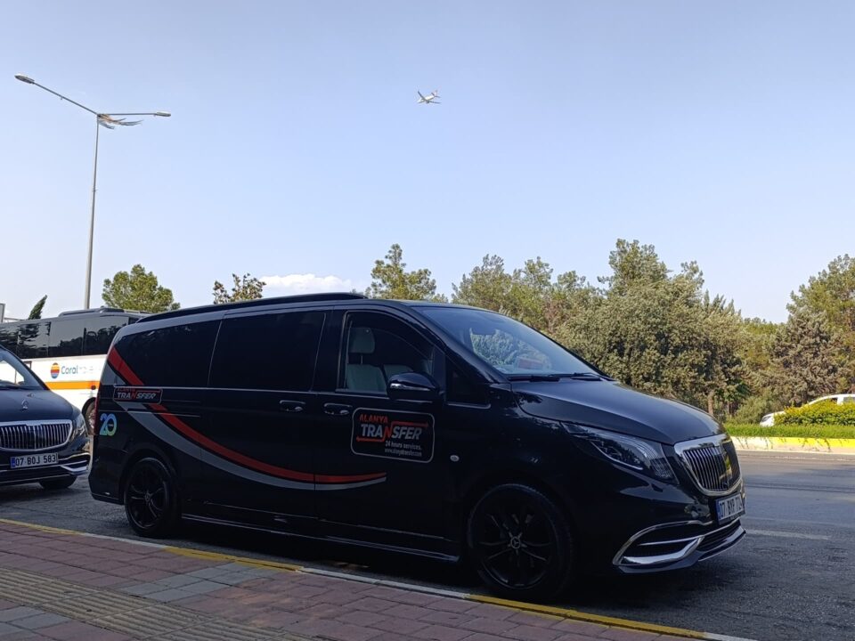 Seamless and Comfortable Private Transfer Services from the Resort Region of Kundu to Central Antalya Book Easily Through kundutransfer.com.tr